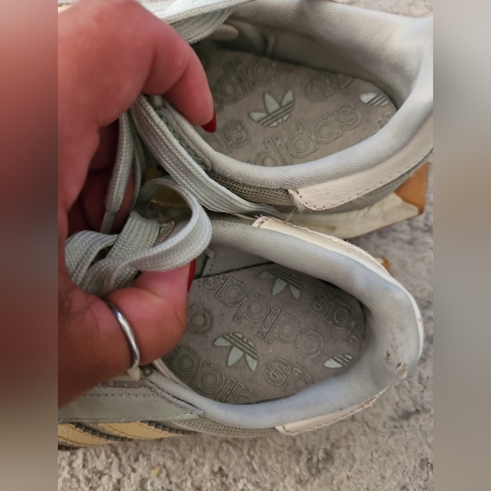 adidas Retropy E5W Women's Trainers In Linen Greelmost Yellow Ecru Tint 5.5 - Picture 10 of 14